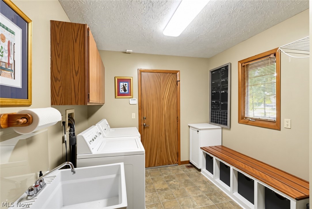 18230 Rolling Brook Drive Chagrin Falls OH 44023