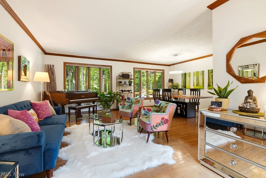 18230 Rolling Brook Drive Chagrin Falls OH 44023