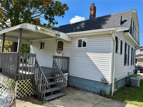 375 Pauline Akron OH 44312