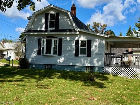 375 Pauline Akron OH 44312