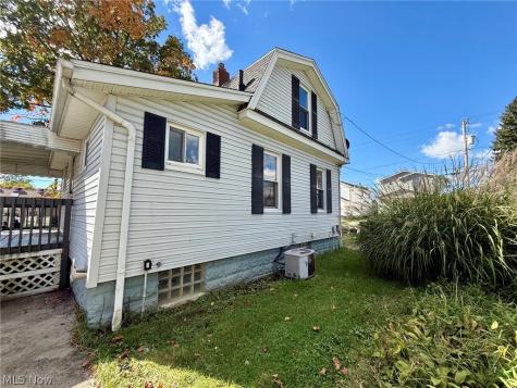 375 Pauline Akron OH 44312