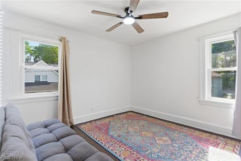 3875 E 38th Street Newburgh Heights OH 44105
