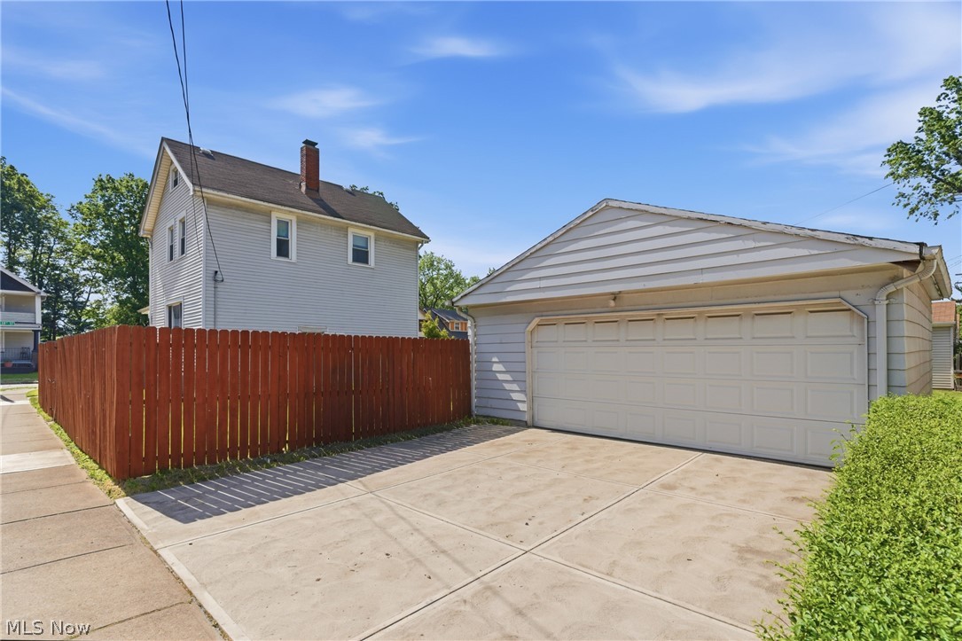 3875 E 38th Street Newburgh Heights OH 44105