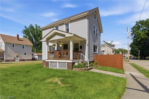 3875 E 38th Street Newburgh Heights OH 44105