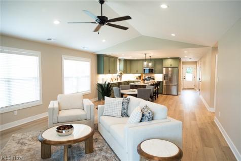 1703 Jenna Drive Wooster OH 44691