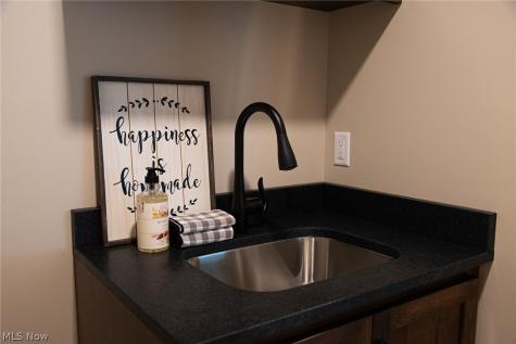 1703 Jenna Drive Wooster OH 44691