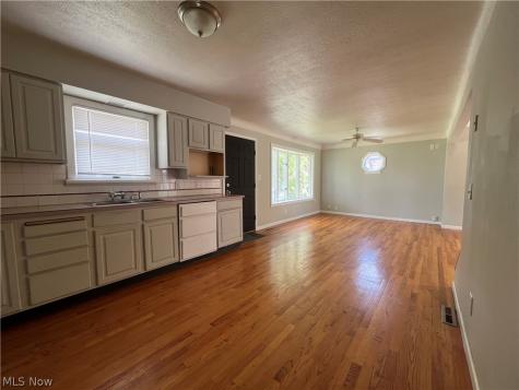 5811 Belmere Drive Parma OH 44129