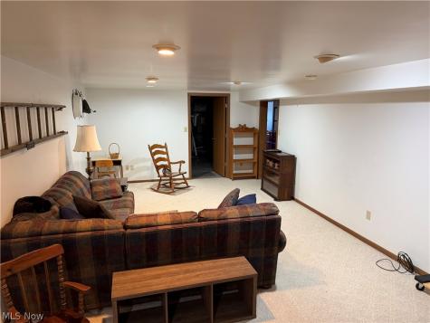 49 Kings Drive Steubenville OH 43952