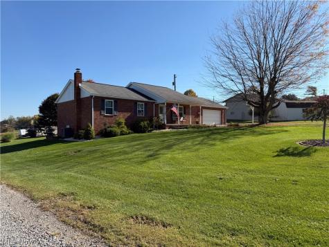 49 Kings Drive Steubenville OH 43952