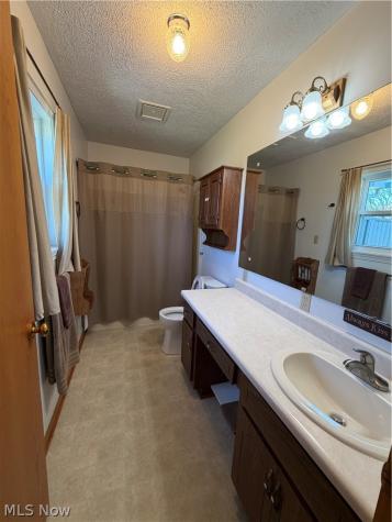 49 Kings Drive Steubenville OH 43952