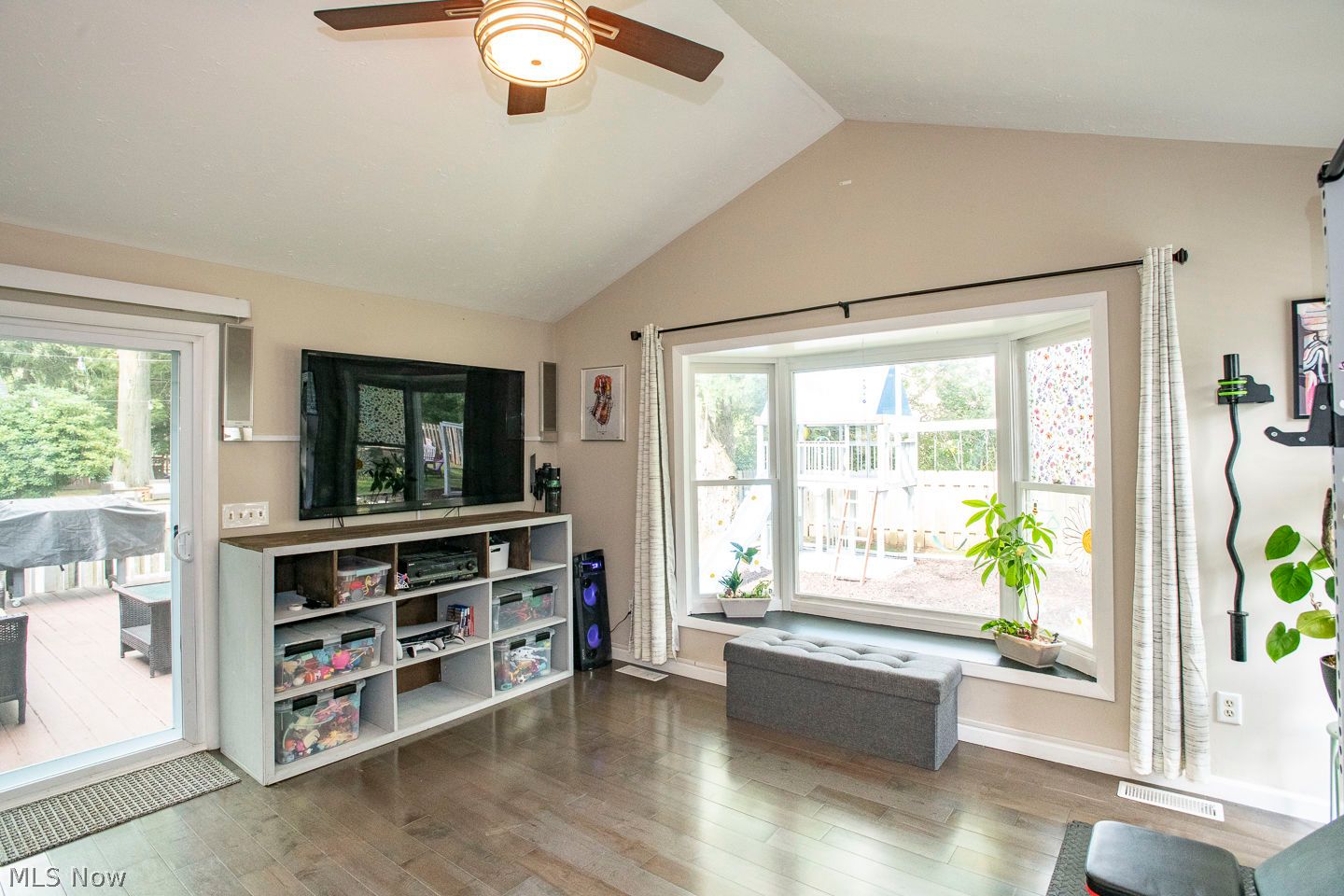 2775 Horseshoe Boulevard Westlake OH 44145