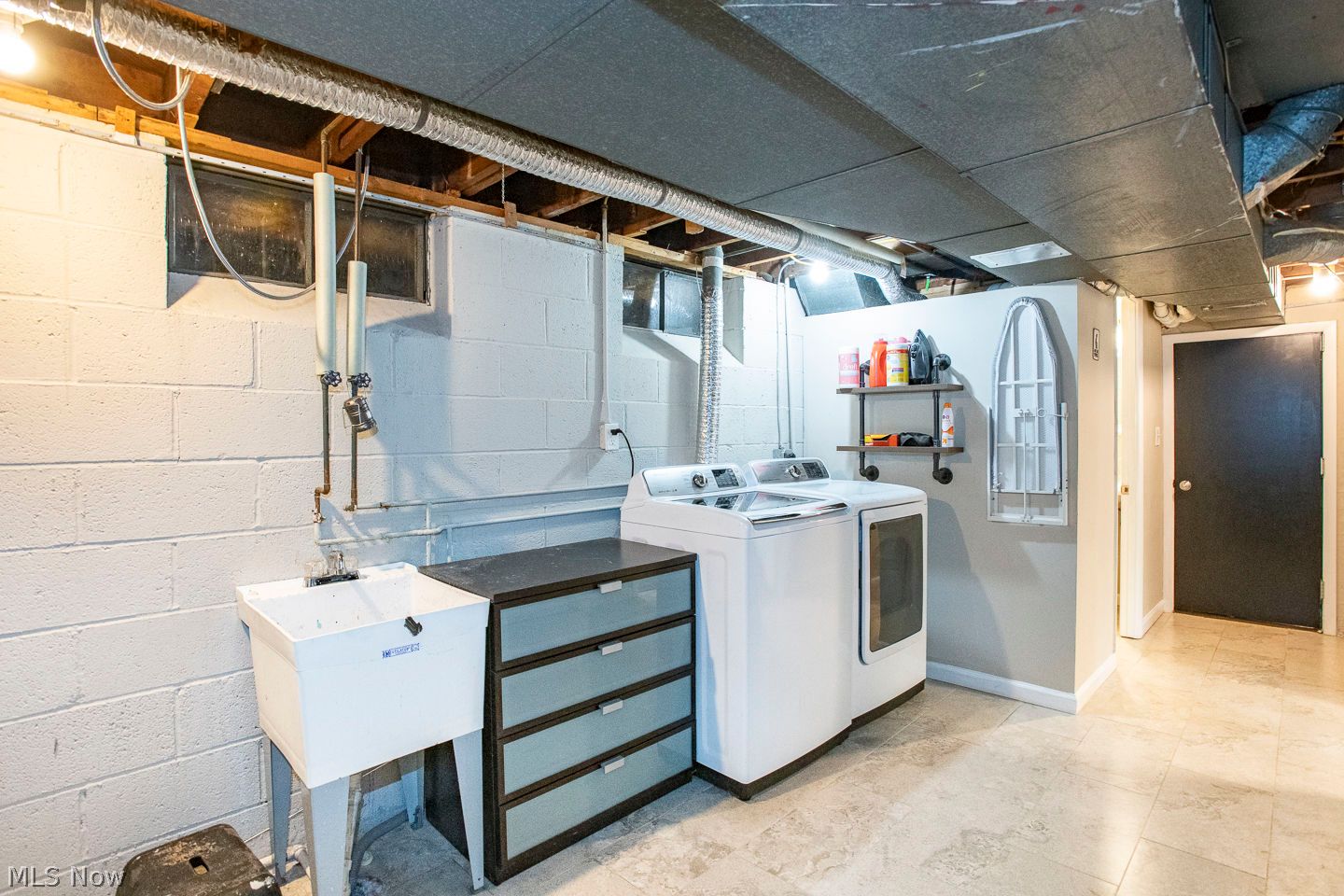 2775 Horseshoe Boulevard Westlake OH 44145