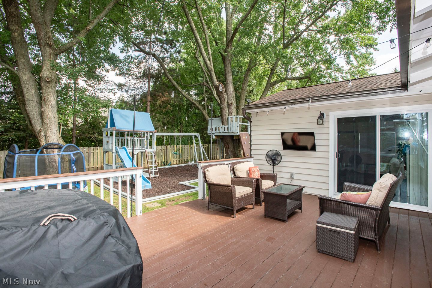 2775 Horseshoe Boulevard Westlake OH 44145