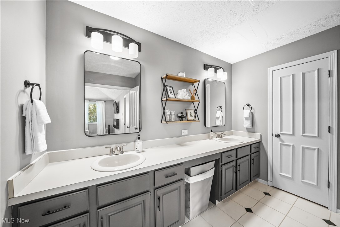 7350 Herrick Park Drive Hudson OH 44236