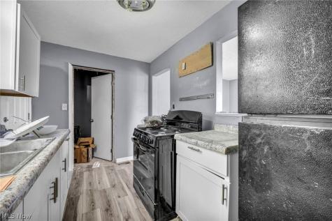 11219 Hopkins Avenue Cleveland OH 44108