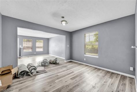 11219 Hopkins Avenue Cleveland OH 44108