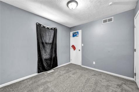 11219 Hopkins Avenue Cleveland OH 44108