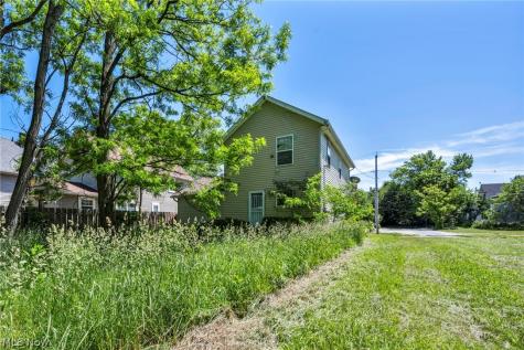 11219 Hopkins Avenue Cleveland OH 44108