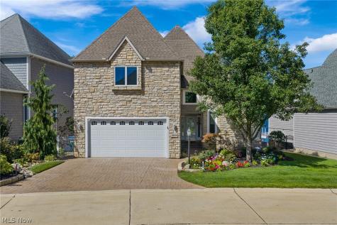 3836 Heron Watch Drive Akron OH 44319