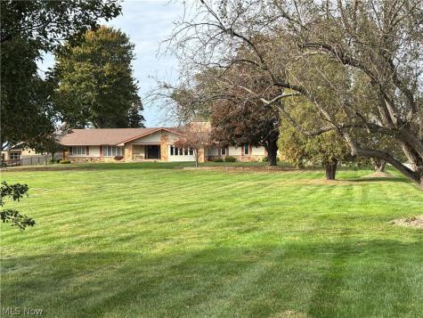 Lake Road Conneaut OH 44030