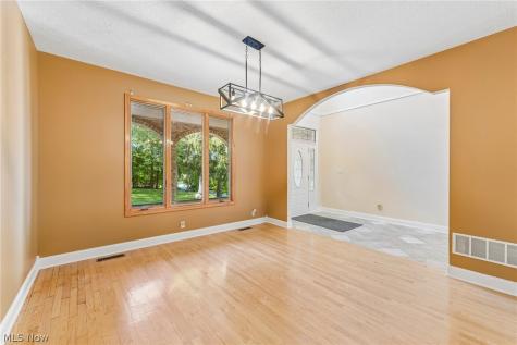 4311 Wadsworth Road Norton OH 44203