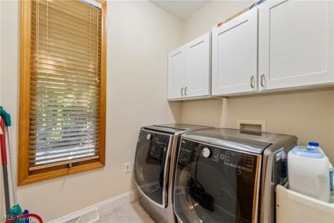 4311 Wadsworth Road Norton OH 44203