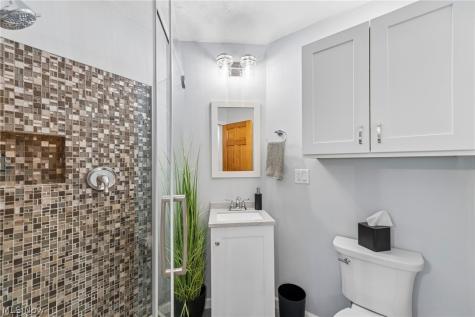 4311 Wadsworth Road Norton OH 44203