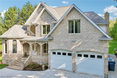 4311 Wadsworth Road Norton OH 44203