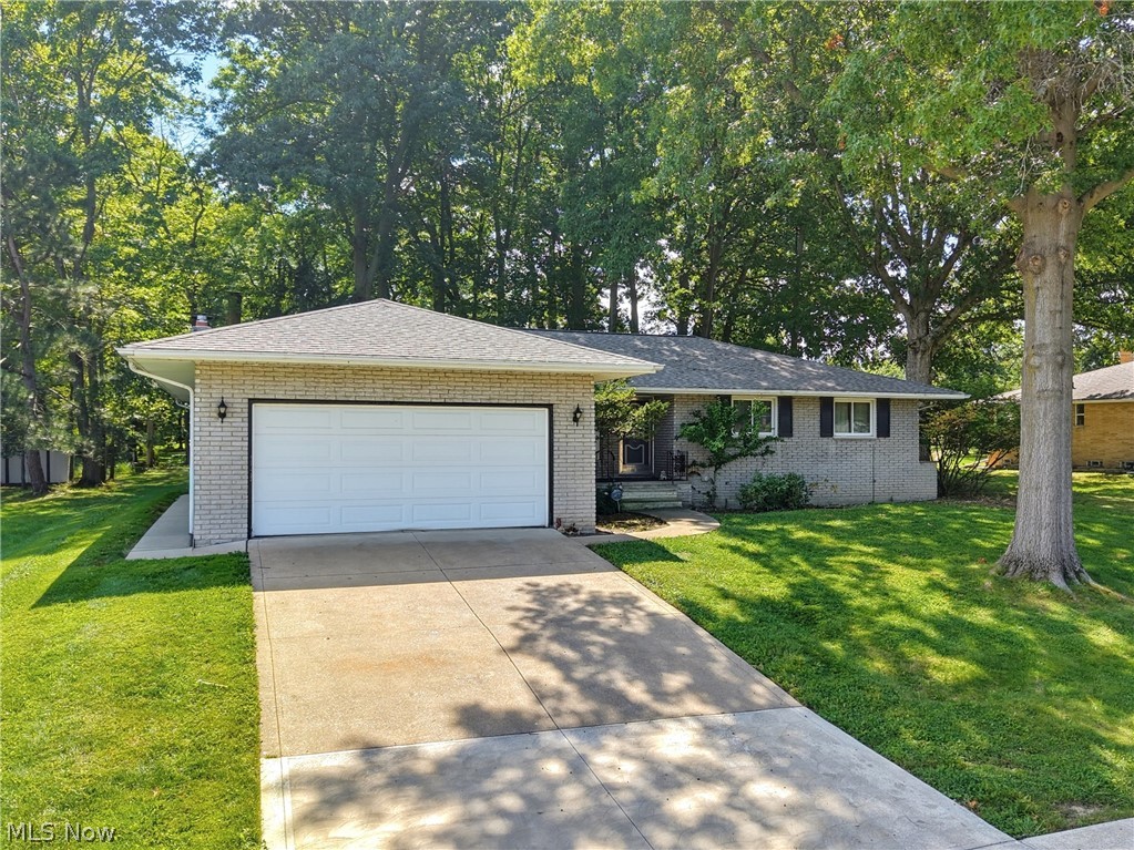 1780 E Parkhaven Drive Seven Hills OH 44131