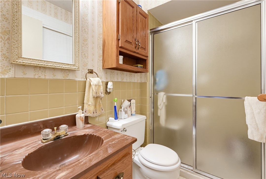 1780 E Parkhaven Drive Seven Hills OH 44131
