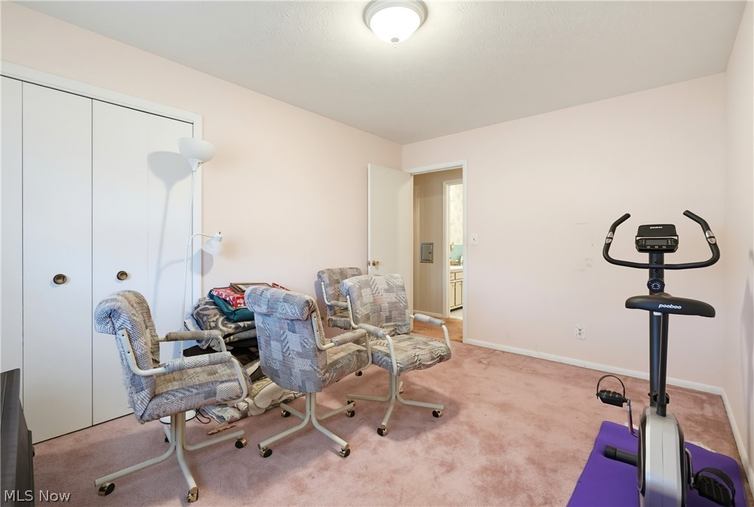 1780 E Parkhaven Drive Seven Hills OH 44131