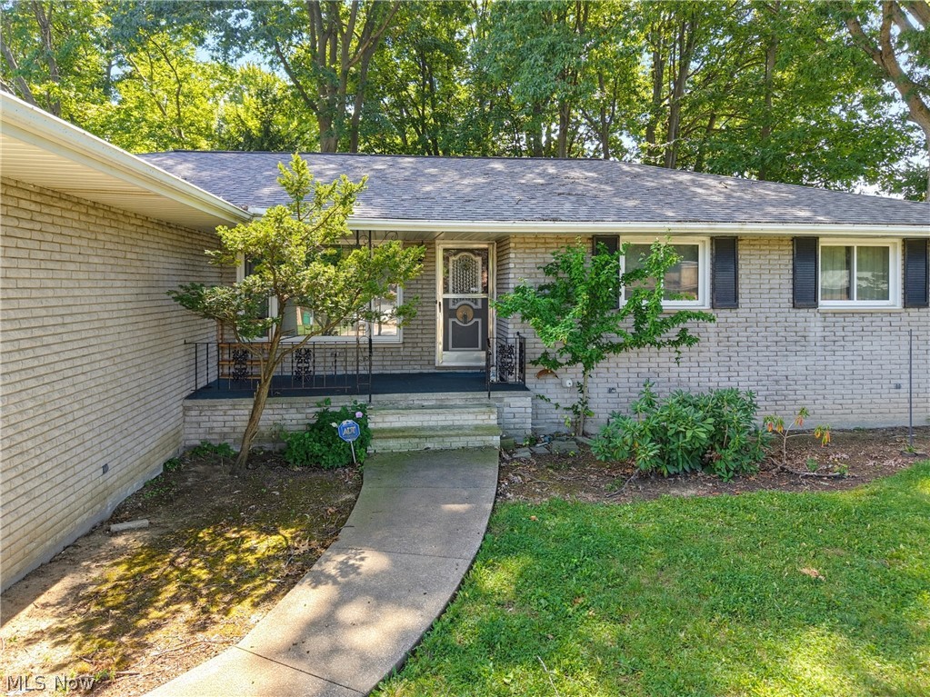 1780 E Parkhaven Drive Seven Hills OH 44131