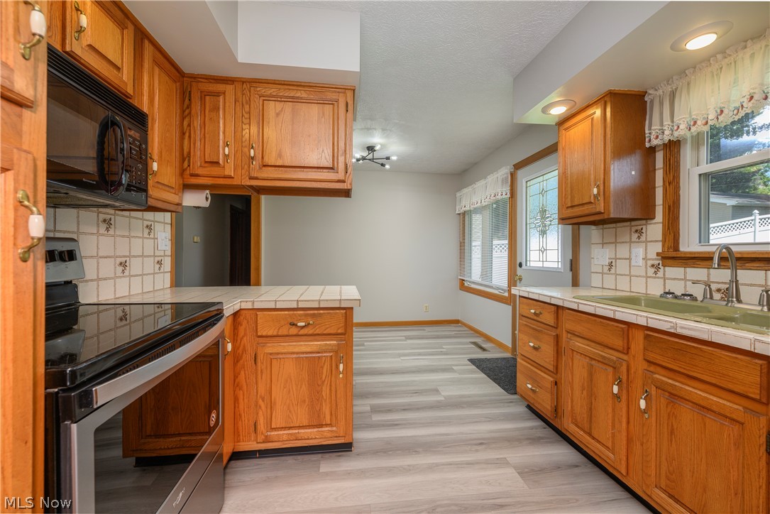 254 Ohio Avenue NW New Philadelphia OH 44663