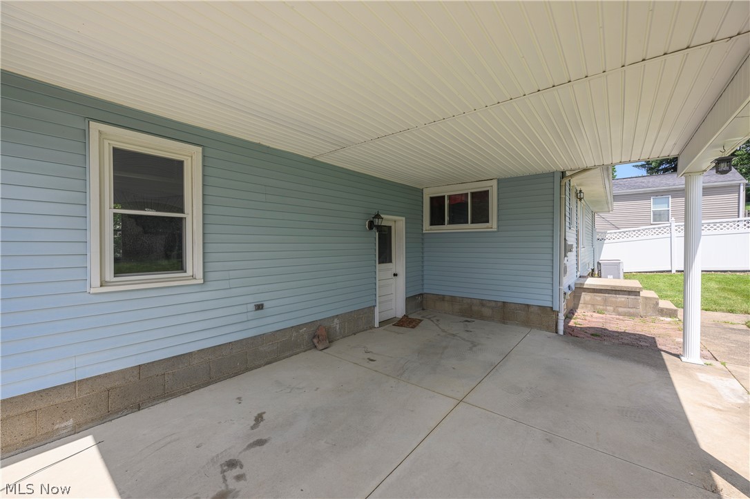 254 Ohio Avenue NW New Philadelphia OH 44663