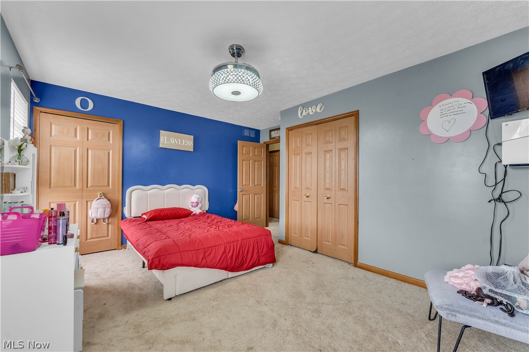 6252 W Breezeway Drive North Ridgeville OH 44039