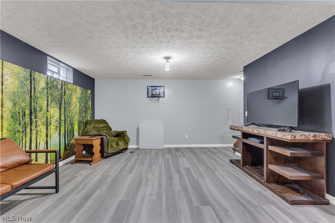 6252 W Breezeway Drive North Ridgeville OH 44039