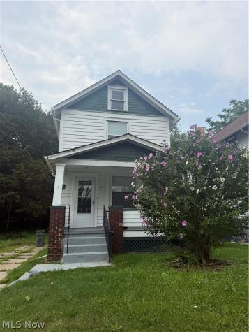 61 Saint Louis Avenue Youngstown OH 44507