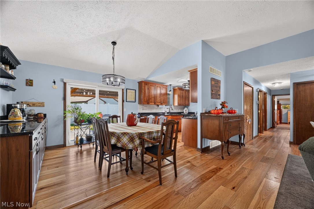 5240 Kevin Street Sheffield Village OH 44054
