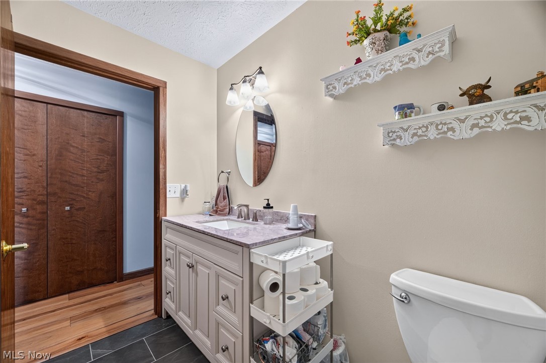 5240 Kevin Street Sheffield Village OH 44054