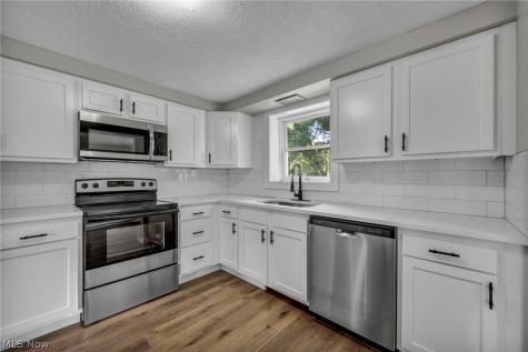 8742 Usher Road Olmsted Twp OH 44138