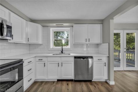 8742 Usher Road Olmsted Twp OH 44138