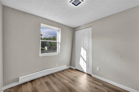 8742 Usher Road Olmsted Twp OH 44138