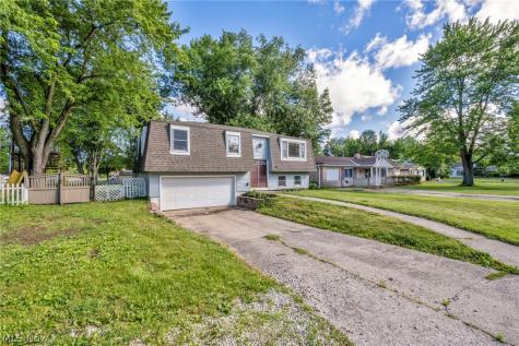 8742 Usher Road Olmsted Twp OH 44138
