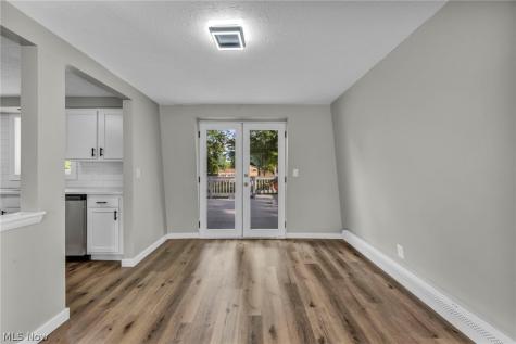8742 Usher Road Olmsted Twp OH 44138