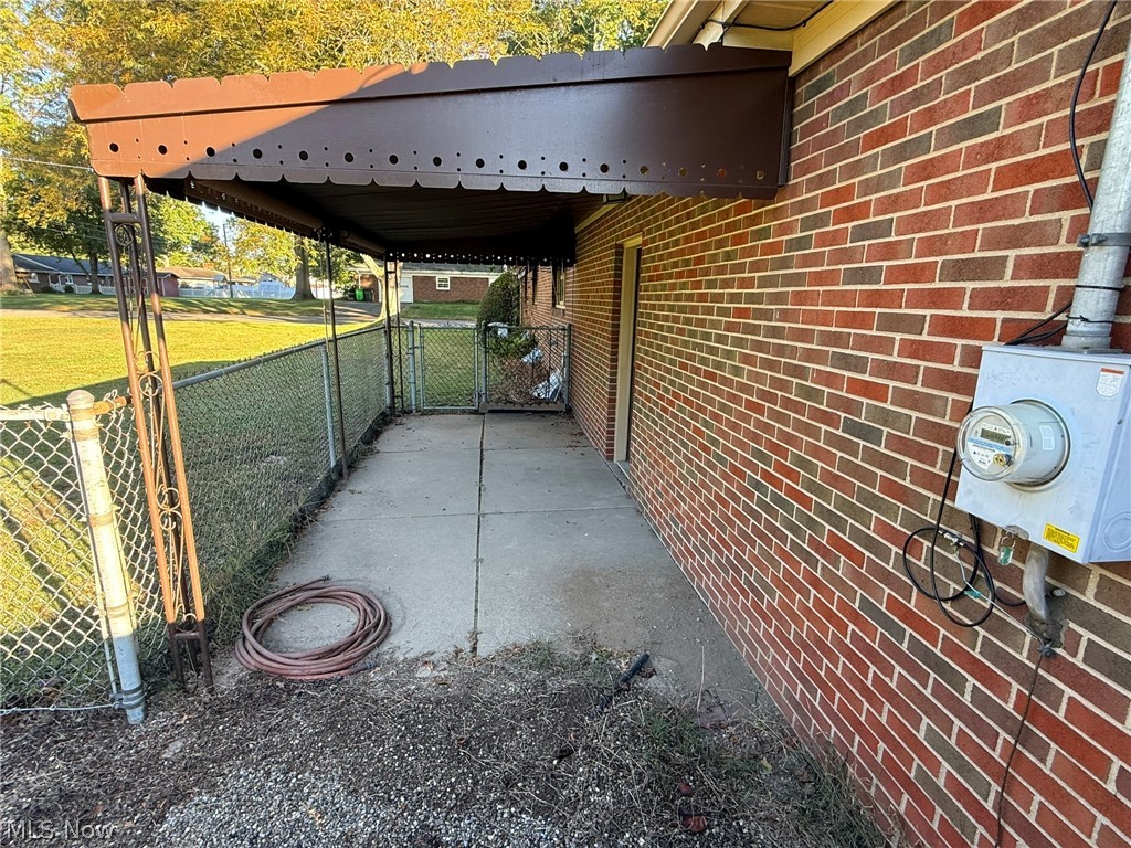 1820 Dover Avenue Dover OH 44622
