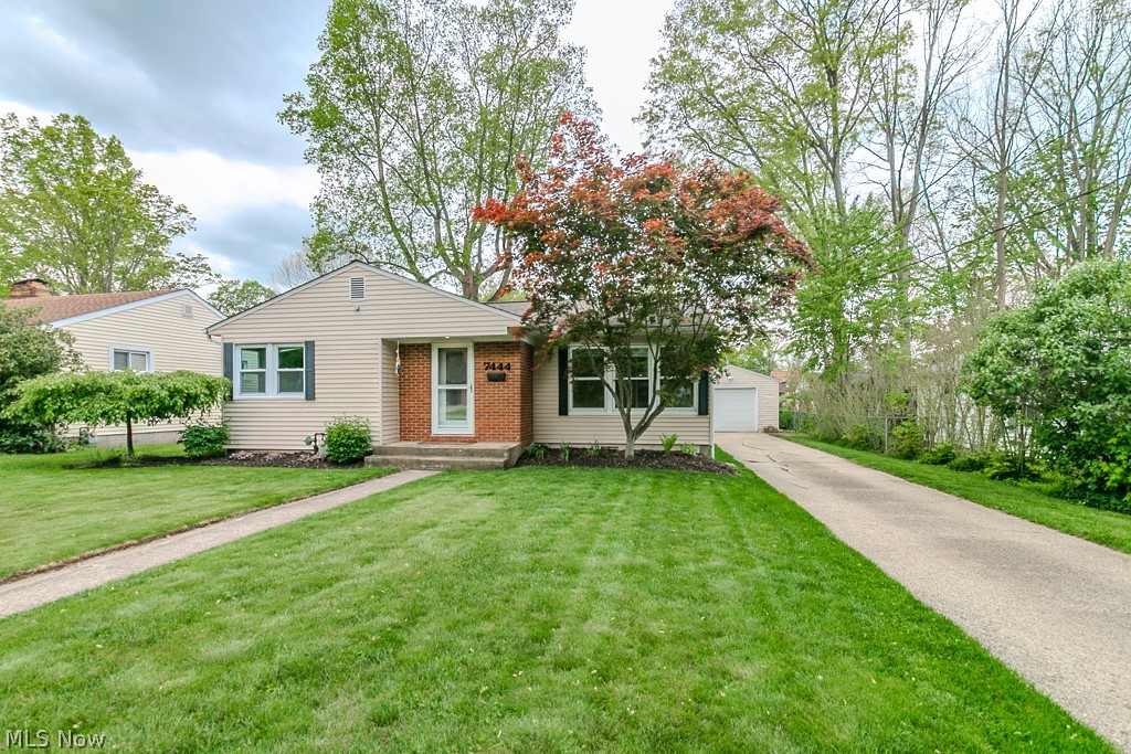 7444 Rockingham Road Mentor OH 44060