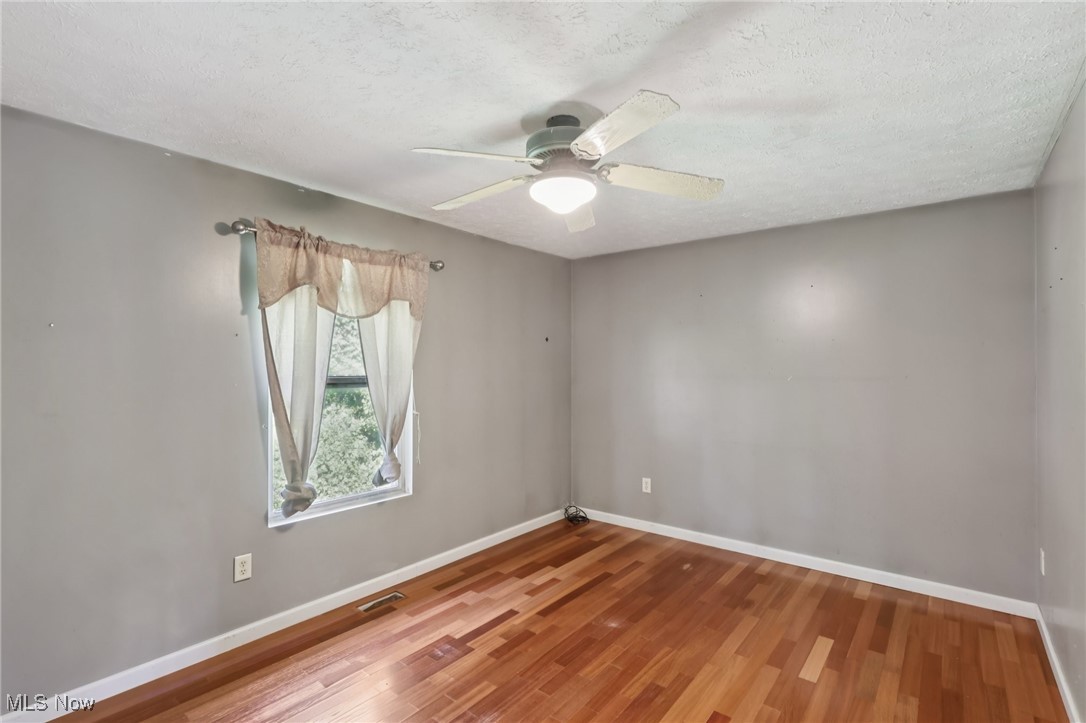 14028 Goodwin Street Burton OH 44021