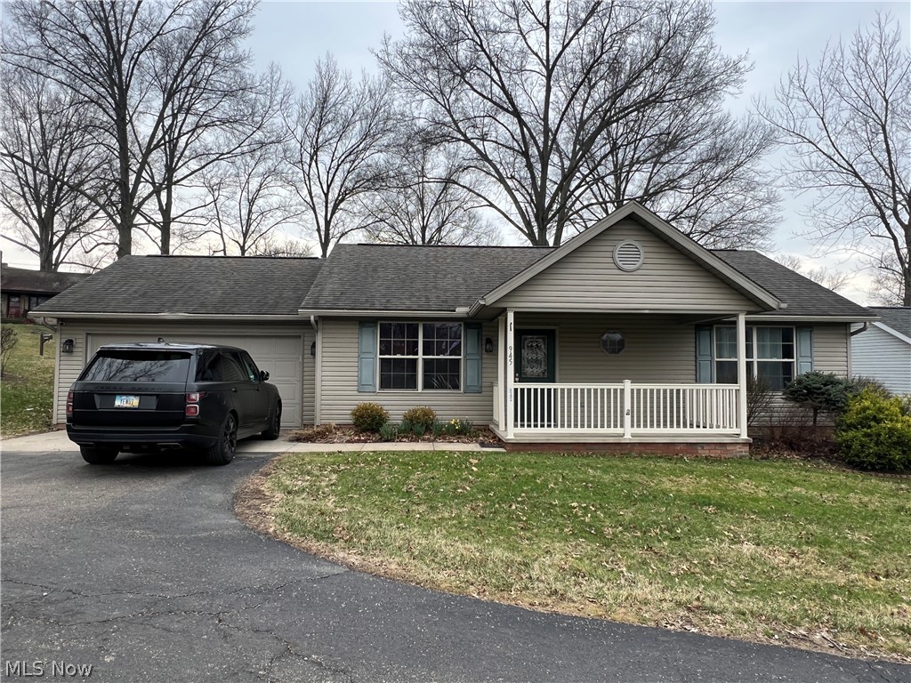 945 E Jackson Street Millersburg OH 44654
