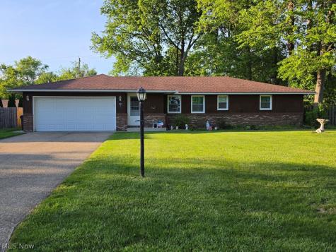 628 Cobblestone Drive Amherst OH 44001