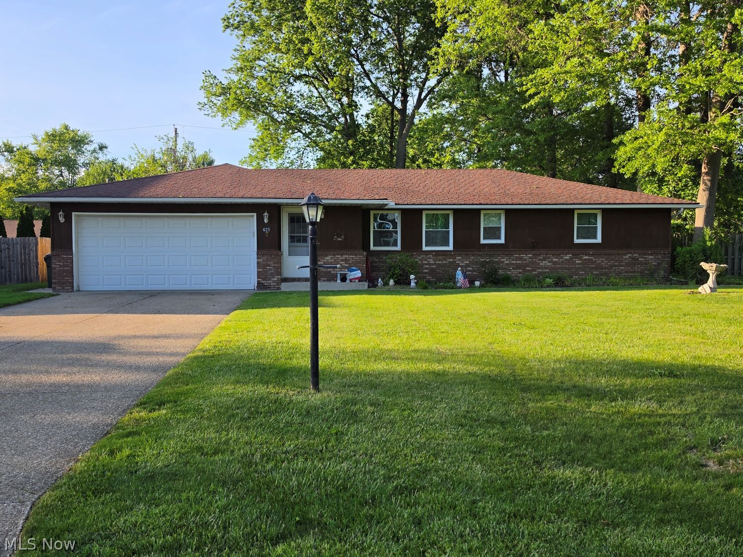 628 Cobblestone Drive Amherst OH 44001